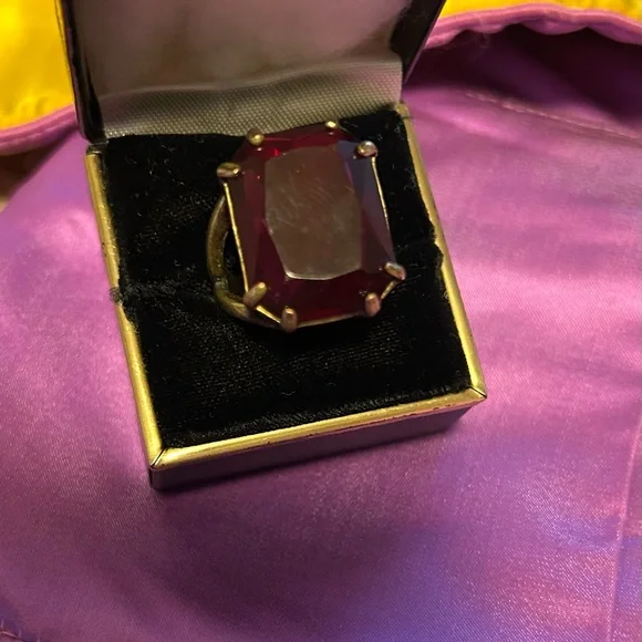 Statement Ring Chloe + Isabel - Picture 3 of 8